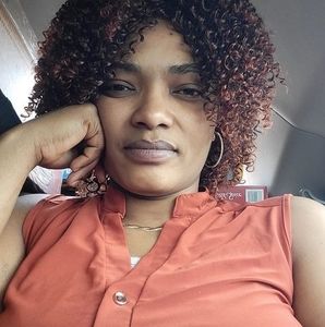 Meet your Posher, Edlaine